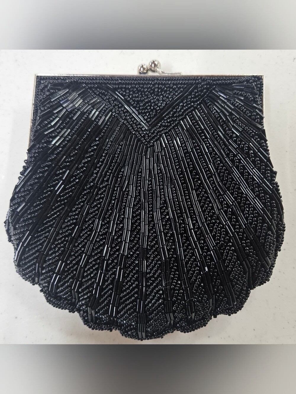 Source Unknown Black Beaded Shell Brautiful Evening Clutch